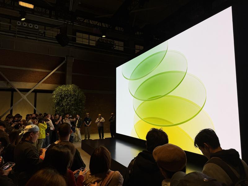  4599元起！苹果发布MacBook Neo：搭载A18 Pro芯片，回归多彩铝合金机身 新闻