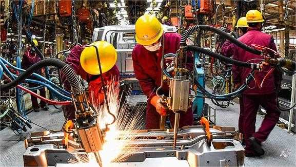  能源转型期的阵痛与突围：从工业原油数据洞察产业韧性 股票财经