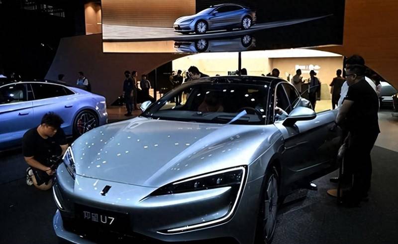  【技术解码】从内燃机困局到三电系统领跑：中国汽车工业的降维打击 汽车科技