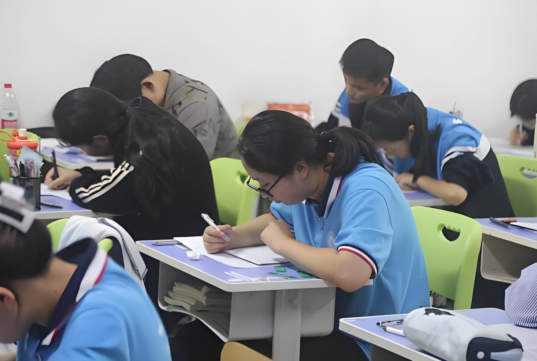  当39个专业说再见：一场关于大学、专业与未来的温柔变革 教育招生