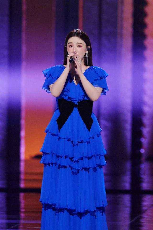  从精修图到麻辣烫：浪姐7背后的用户情绪算法解析 娱乐新闻