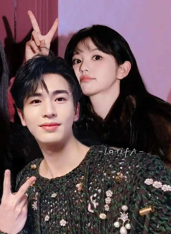  【深扒】内娱番位战争：一场经纪人恩怨如何锁死顶流CP的八年暗战史 娱乐新闻