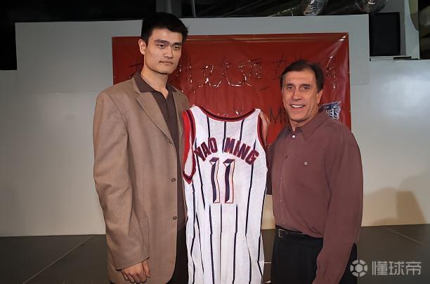  数据复盘：三十年上海篮球战术体系演进与竞争力重构 体育新闻