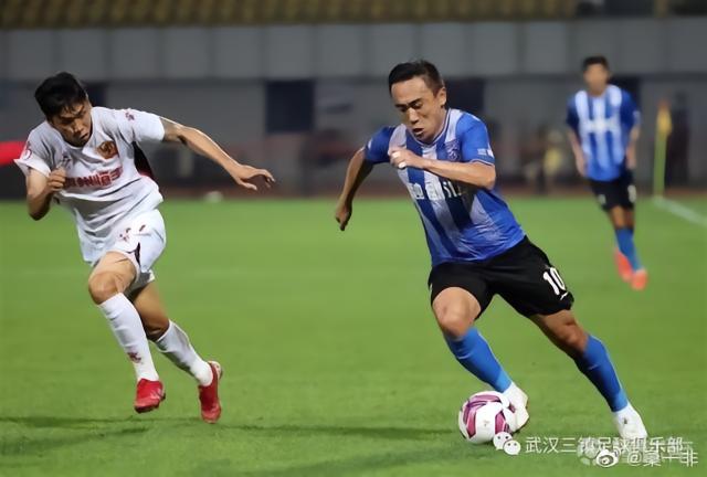 欠薪6000万背后的青训困局：武汉三镇冠军梦碎与启蒙教练断层深度剖析 体育新闻
